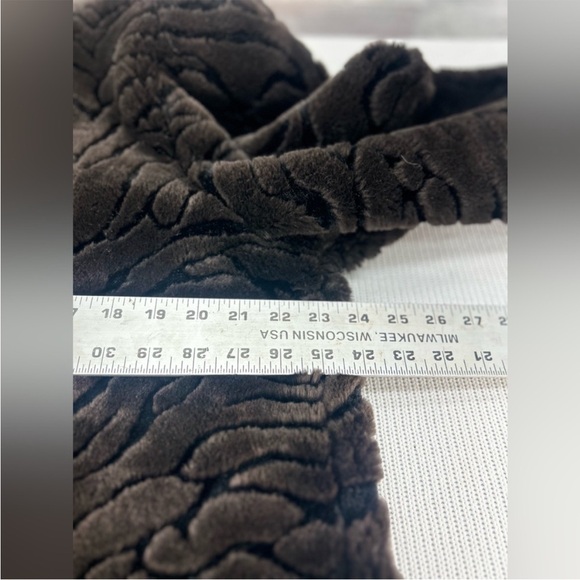 Black & Brown Faux Fur Coat - Picture 6 of 8